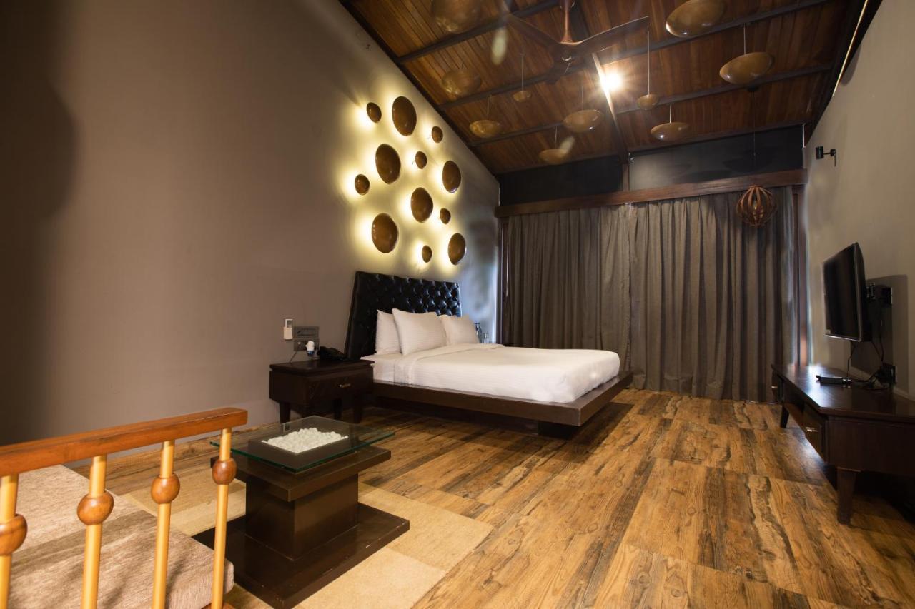 Encore A Boutique Resort Mulshi エクステリア 写真