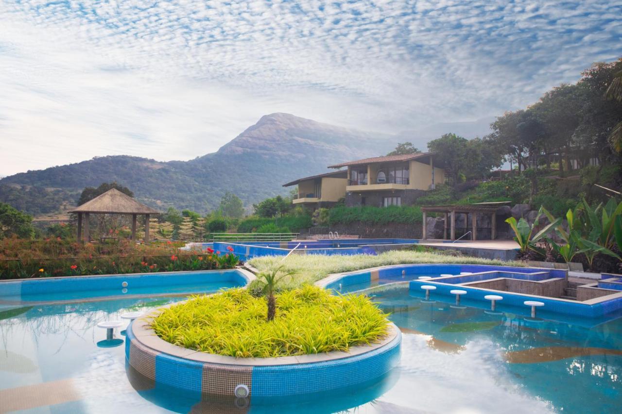 Encore A Boutique Resort Mulshi エクステリア 写真